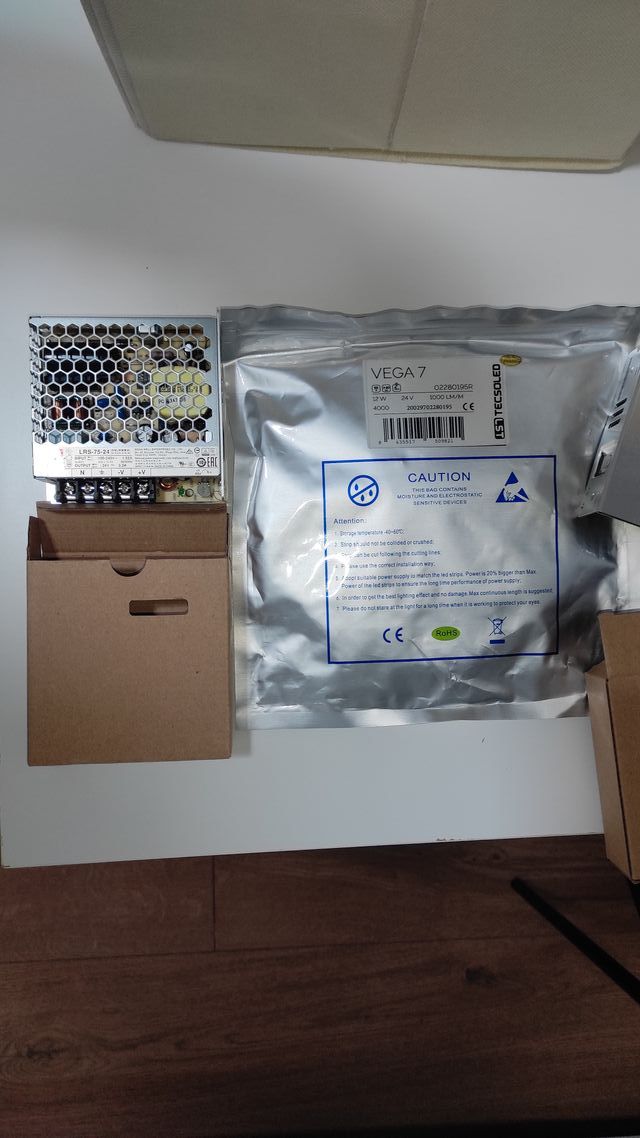 Tira LED y Fuente de Alimentación NUEVOS