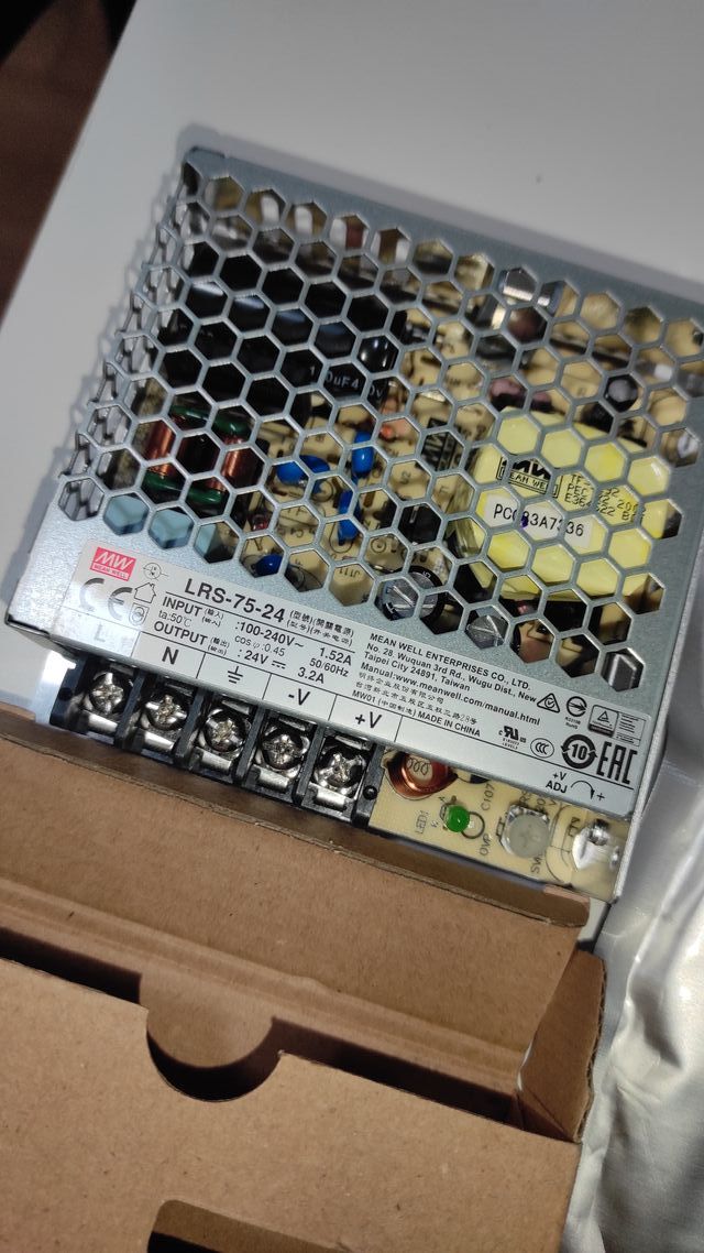 Tira LED y Fuente de Alimentación NUEVOS