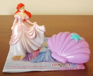 Kinder Gransorpresa Ariel con Portagioie