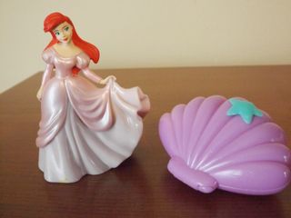 Kinder Gransorpresa Ariel con Portagioie