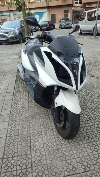 Kymco Super Dink 300, ABS  del 2011, por piezas