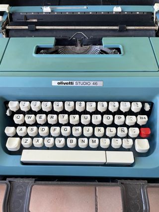 Máquina escribir Olivetti Studio 46