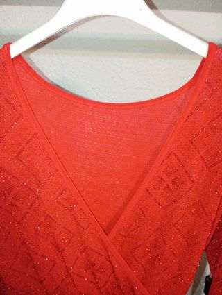 Vestido rojo de noche con purpurina