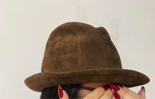 Cappello in camoscio Panizza