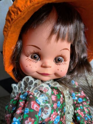 Bambola vintage italiana contry