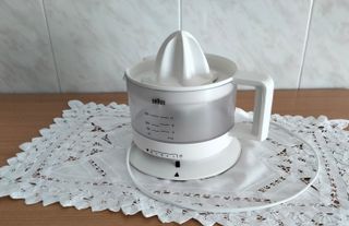 Exprimidor eléctrico