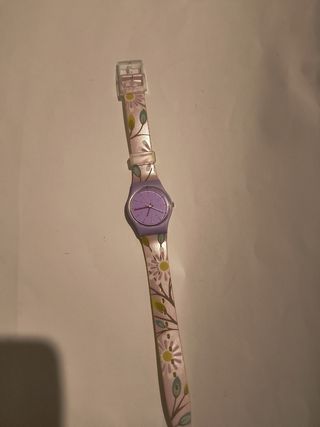 Reloj marca swatch 23 mm.
