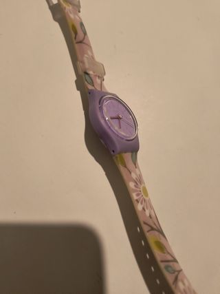 Reloj marca swatch 23 mm.