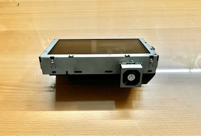 Pantalla GPS Toyota Avensis T25