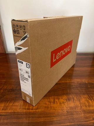 Portátil IdeaPad Slim 3 256GB 15.6 FHD Nuevo