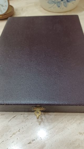 Cartera y Pitillera de cuero
