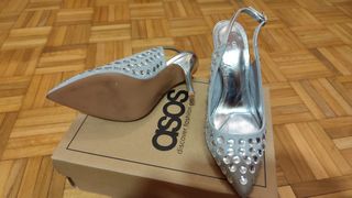 Zapatos de fiesta con tacón alto