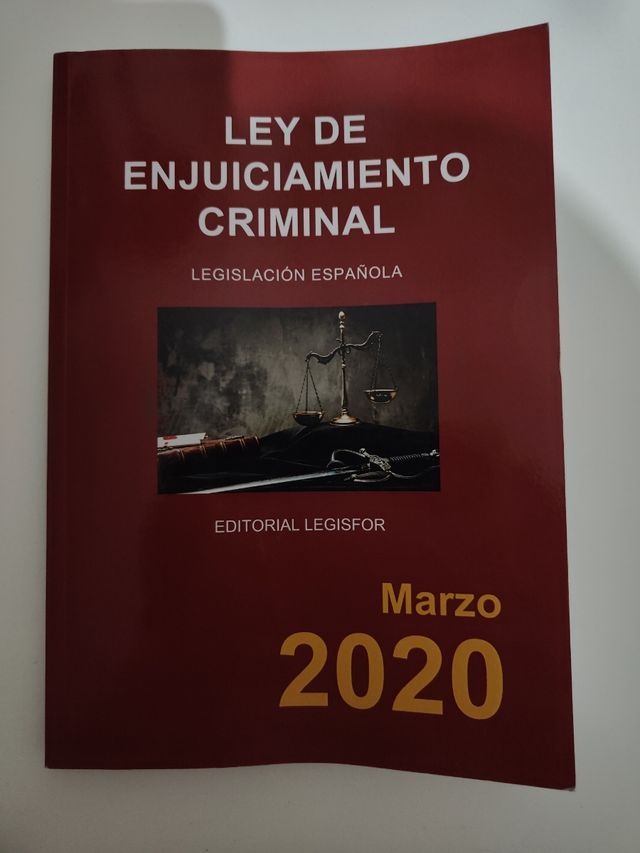 Ley de Enjuiciamiento Criminal (Spanish Edition)