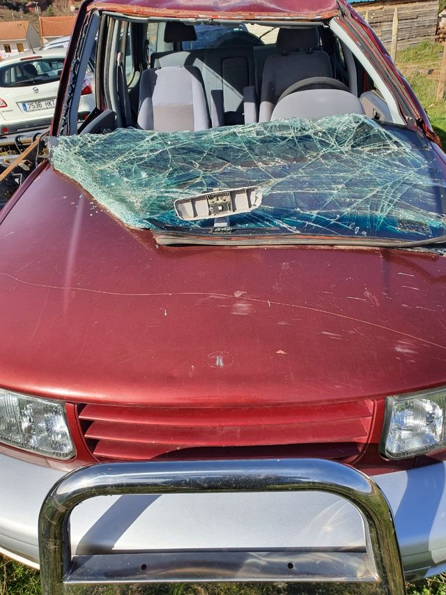 Tata Safari 2005 piezas.Motor con 126.000 km