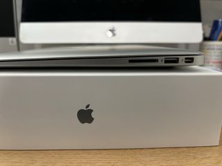 Pc Apple Macbook Air 13,6
