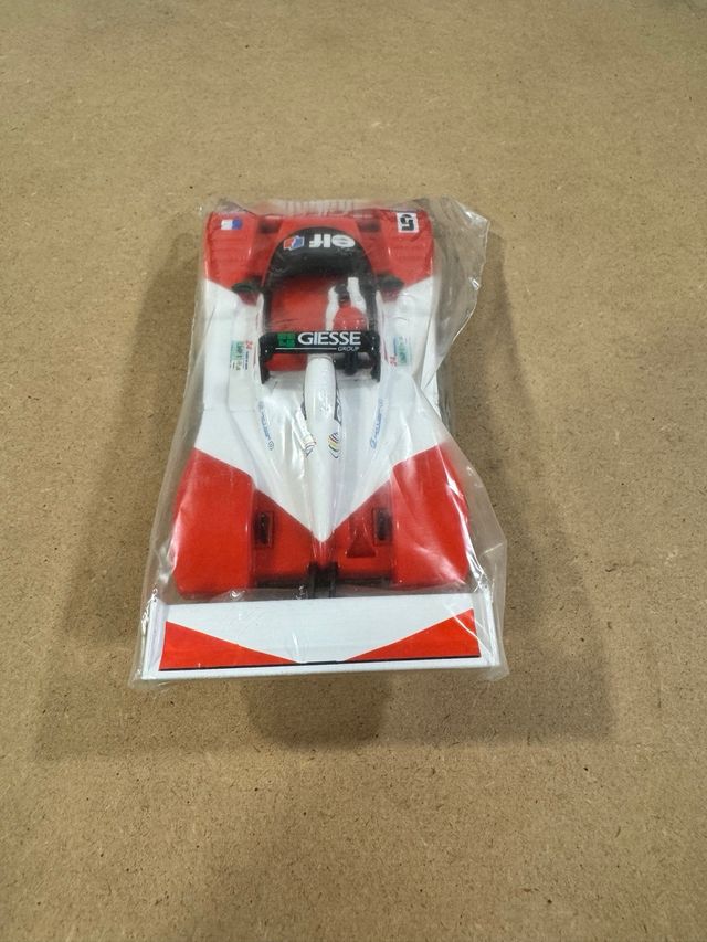 Scalextric Ferrari 333 SP Giese sin abrir