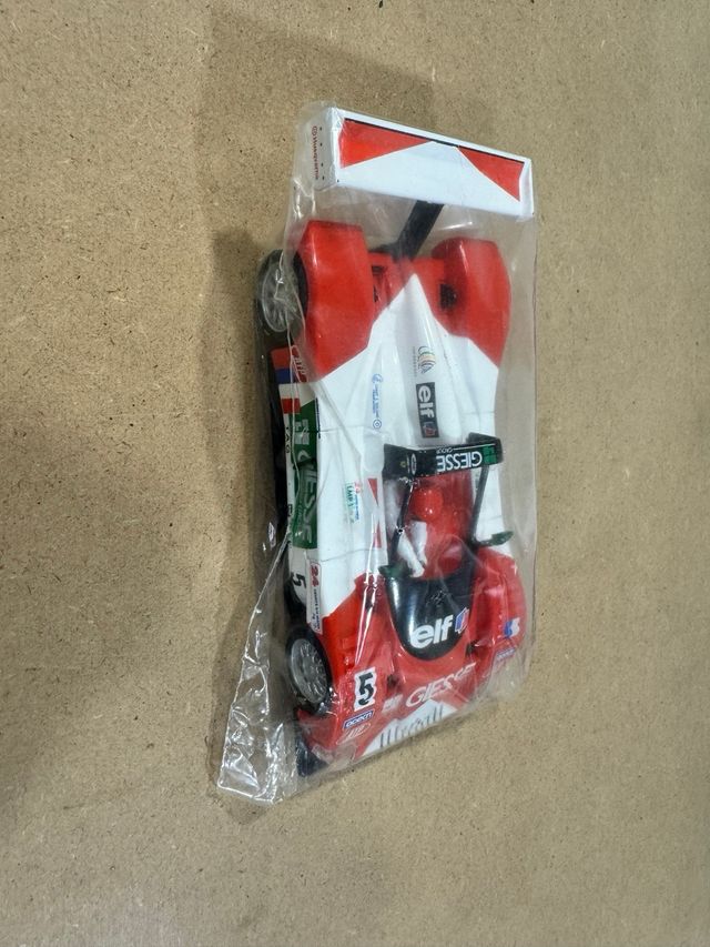 Scalextric Ferrari 333 SP Giese sin abrir