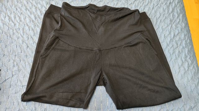 Lote de ropa premamá de la talla "L"