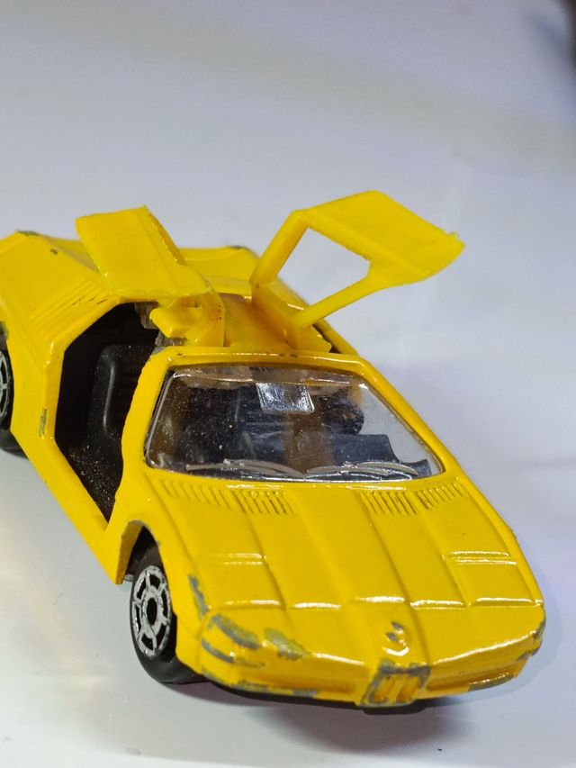 BMW TURBO 1/64 MAJORETTE