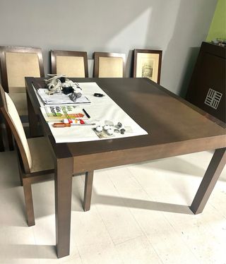 Mesa wengue /6 sillas. extensible 