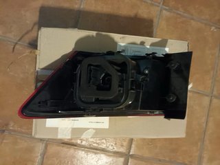 FARO DE UN SEAT ATECA