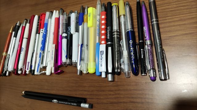 Lote de bolígrafos de propaganda 