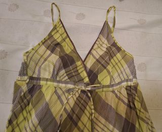 Top tirantes verde y gris