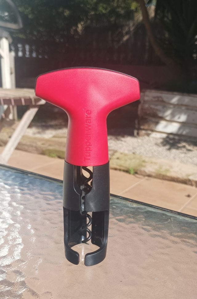 Sacacorchos Tupperware