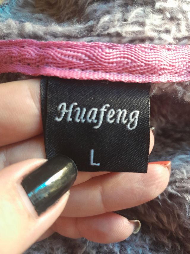 Chaqueta con capucha.