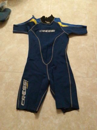 Neopreno traje
