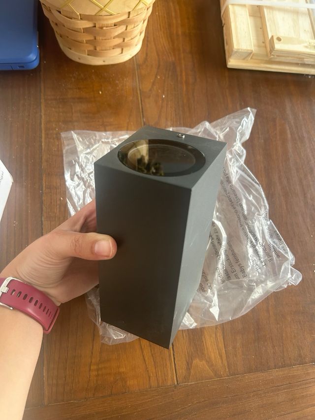 Dos lamparas luz indirecta exterior.se vende 1 o 2