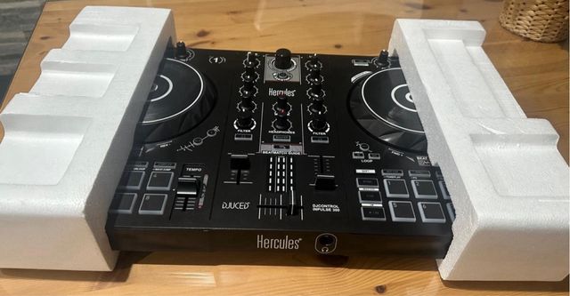 Controladora DJ NUEVA- OFERTA SOLO HOY