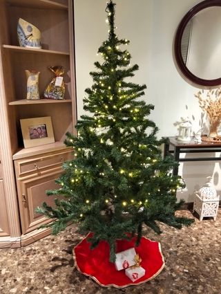Árbol de Navidad con adornos y luces 1,80