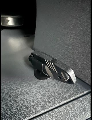 Martillo de seguridad para el coche 