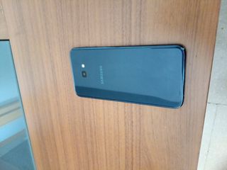 Samsung J4 plus