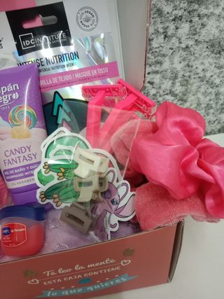 Caja cuidados personales.