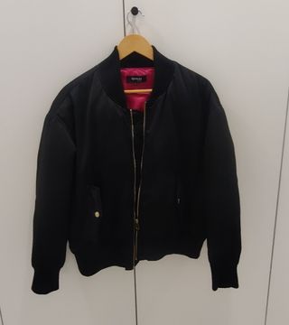 Chaqueta tipo bomber mujer
Solo envío 
