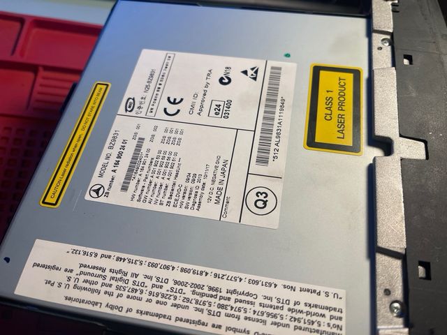 Pantalla navegador original Mercedes ML BZ9831