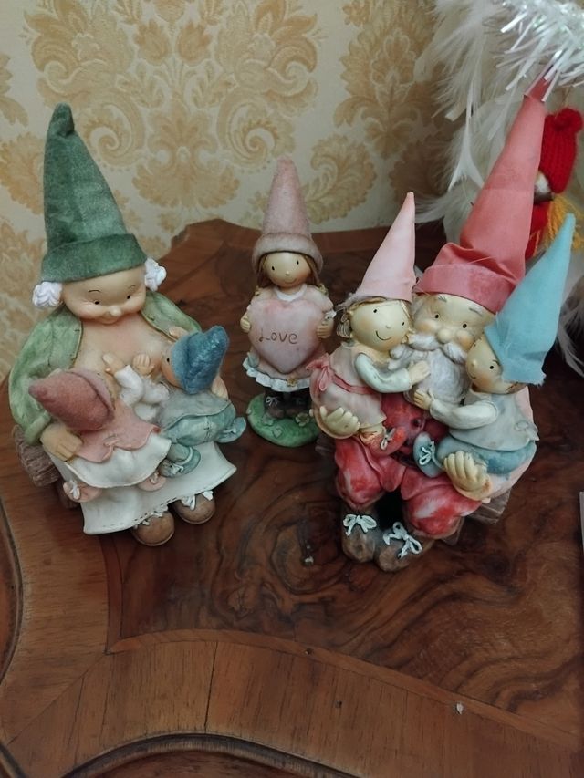 Statuina famiglia gnomi