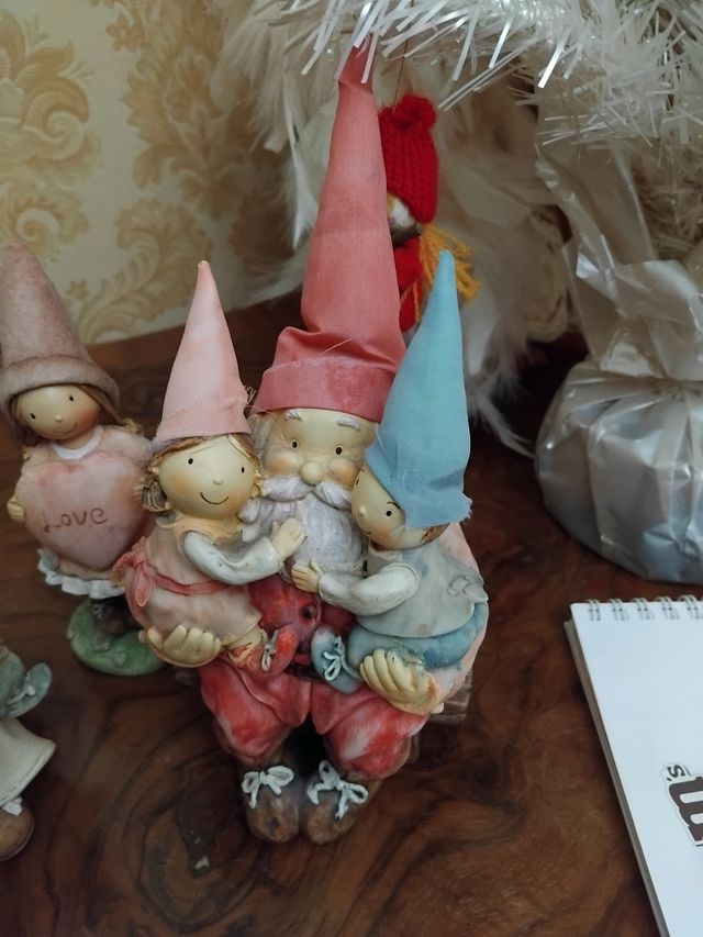 Statuina famiglia gnomi