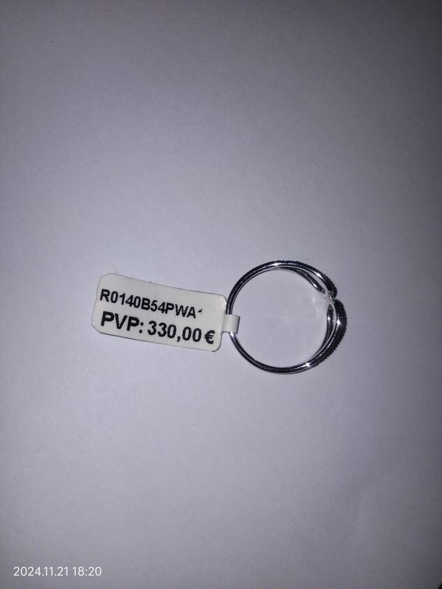 Anello Oro Giallo 18 Carati  con diamante 0,02 ct