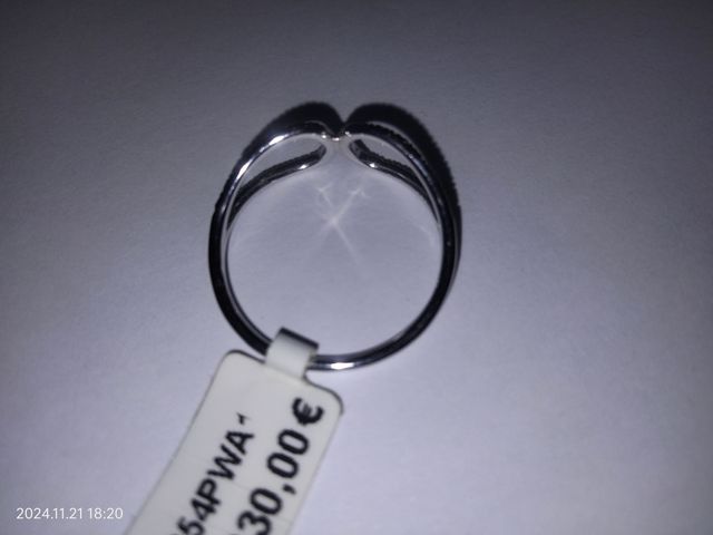 Anello Oro Giallo 18 Carati  con diamante 0,02 ct