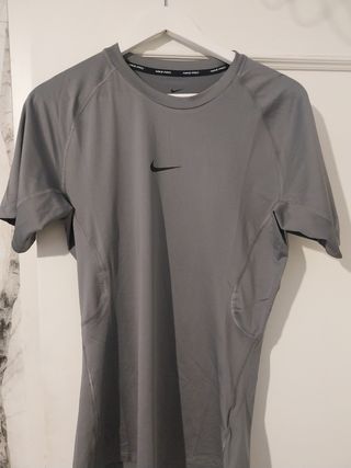 Camiseta Nike pro