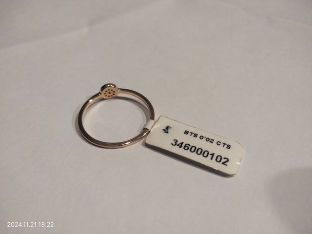 Anello Oro Giallo 18 Carati  con diamante 0,02 ct