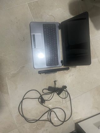 Pc portatil averiado sin disco duro 