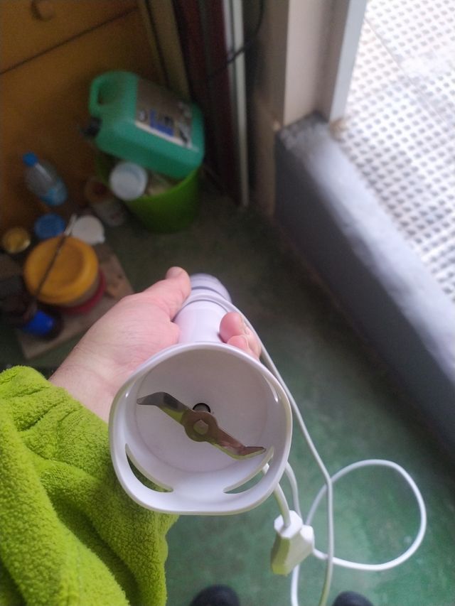 MAGNÍFICA BATIDORA KUKEN 500W.