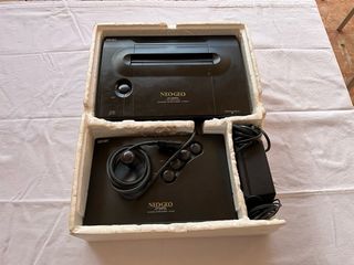 Video Consola y Juegos NEO GEO.
