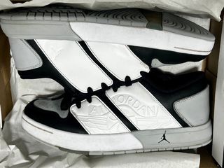 JORDAN NU RETRO 1 LOW (GS) 38.5