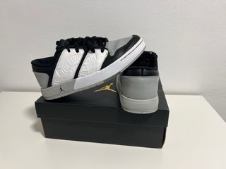 JORDAN NU RETRO 1 LOW (GS) 38.5