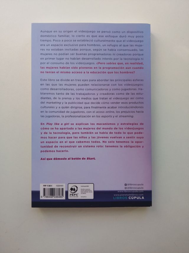 Play like a girl Blissy Marina Amores libro videoj